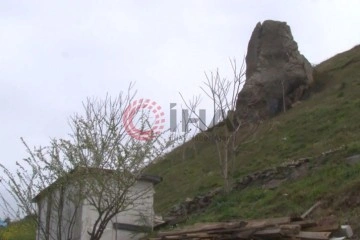 Maltepe’de dev kaya kabusu, parça parça düşüyor
