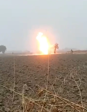 Manisa’da doğal gaz boru hattına yıldırım düştü
