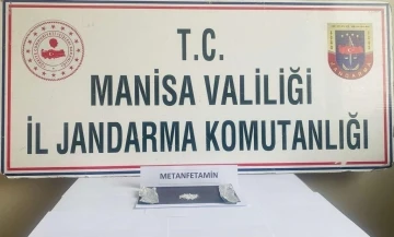 Manisa’da şüphelinin üzerinden metamfetamin çıktı
