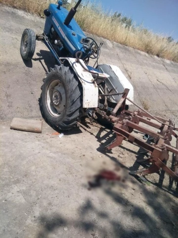 Manisa’da traktör sulama kanalına düştü: 1 ölü
