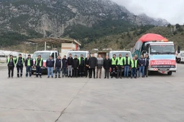 Manisa’dan deprem bölgesine personel ve araç sevk edildi
