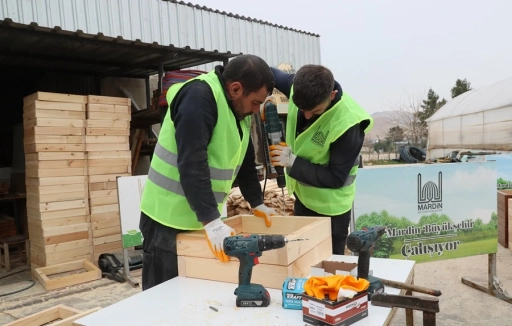 Mardin Büyükşehir Belediyesi ahşap saksı üretiyor