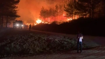 Marmaris’teki orman yangınında 10 saat geride kaldı
