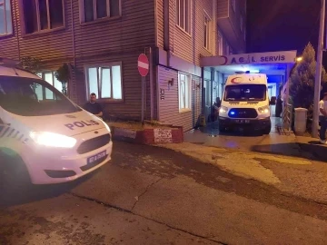 Masadaki tartışma kavgaya dönüştü, kafasında şişe kırdılar
