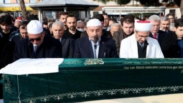 Meclis Başkanı Şentop kuzeninin cenaze namazını kıldırdı