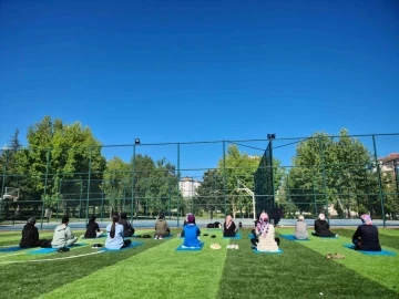 Melikgazi sağlıklı yaşam için güne sporla başlıyor
