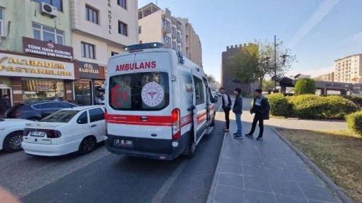 Mendil satarken köpeğin ısırdığı Eyüp, yaralandı