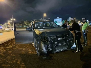 Menteşe’de kaza: Trafik polisi ölümden döndü
