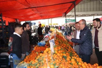 Meram Belediye Başkanı Muhacir Pazarı'nda Esnafları Ziyaret Etti