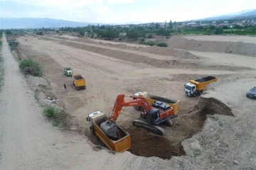 Mergen Çayı’nda ıslah çalışmaları başladı
