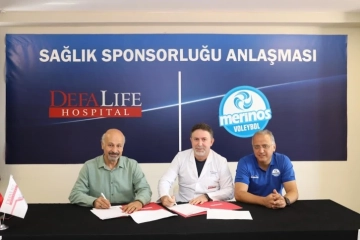 MERİNOS VOLEYBOL TAKIMININ SAĞLIĞI DEFA LİFE HASTANESİNE EMANET