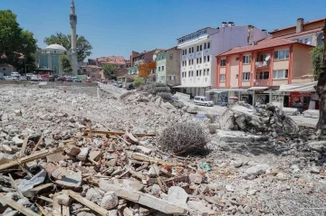 Merkez pazar yerinin yıkımı tamamlandı
