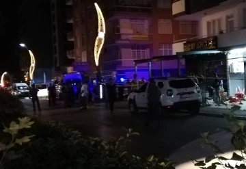 Mersin'de cadde üzerinde tüfek, bıçak ve sopalı kavga: 1 ölü, 12 yaralı
