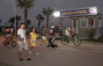 Mersin’de jandarma sahillere asayiş noktası kurdu
