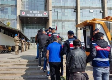 Mersin'de Kökünü Kurutma Operasyonu: 70 gözaltı (2)