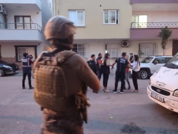 Mersin'de PKK, DEAŞ ve FETÖ'ye eş zamanlı şafak operasyonu: 4 gözaltı