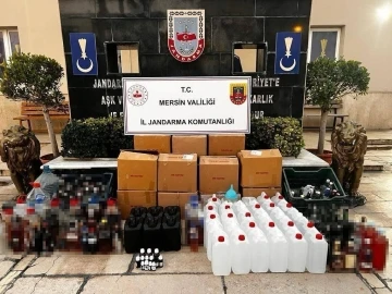 Mersin’de sahte içki üretenlere operasyon, 3 şüpheli yakalandı
