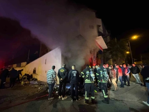 Mersin’de tekstil atölyesinde yangın: 4 işçi dumandan etkilendi
