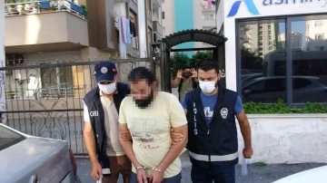 Mersin merkezli &quot;Umut Tacirleri&quot; operasyonunda 10 gözaltı
