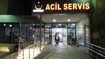 Mersin'de otomobille kamyonet çarpıştı: 1 ölü 3 yaralı