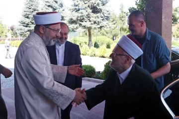 Mescid-i Aksa İmam Hatibi Sabri ve Mehmet Görmez’den Erbaş’a ziyaret
