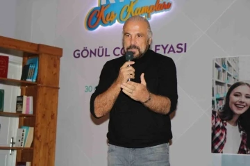 Mete Yarar: &quot;Osmanlı, hiç emperyalist olmamıştır&quot;
