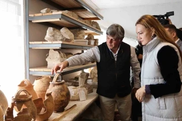 Metropolis Antik Kenti’nde çok sayıda eser ortaya çıkarıldı
