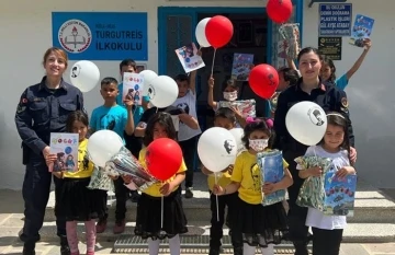 Milas’ta Jandarma 23 Nisan’ı okulda kutladı
