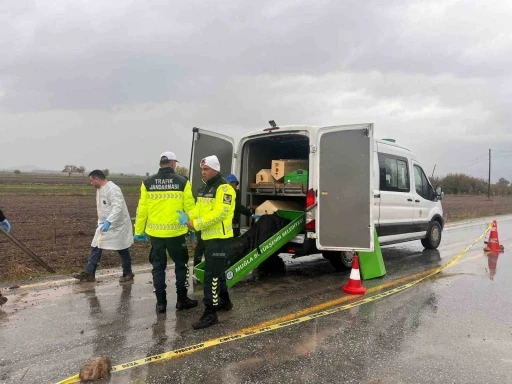 Milas’ta yol kenarında bulunan erkek cesedinin kimliği tespit edildi
