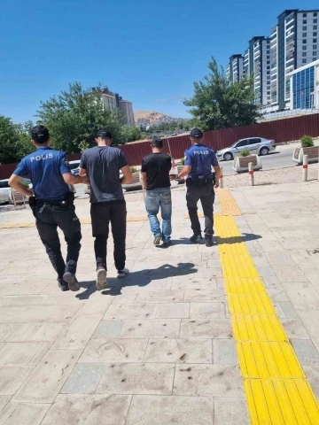 Milli Eğitim lojmanlarından hırsızlık yapan şüpheliler tutuklandı
