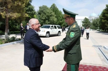 Milli Savunma Bakanı Güler, Türkmenistan’da
