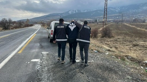 MİT ve polisten ortak FETÖ operasyonu: 2 kişi yakalandı!