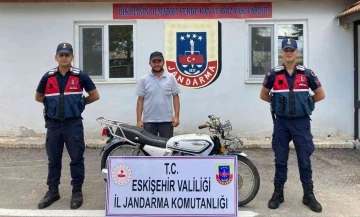 Motosiklet hırsızlığı şüphelisi 3 kişi yakalandı
