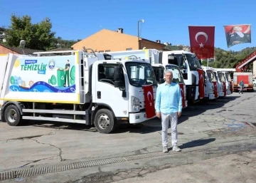 Mudanya’da bir ayda 5 bin ton evsel atık toplandı
