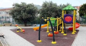 Mudanya’daki parklar yenileniyor