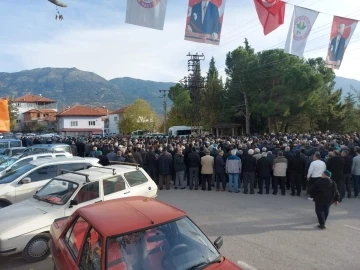 Muğla’daki motosiklet kazasında ölen esnaf son yolculuğuna uğurlandı
