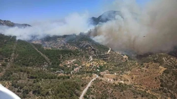 Muğla, Datça, İzmir ve Urla’da çıkan orman yangınlarına ilk müdahale gerçekleştirildi
