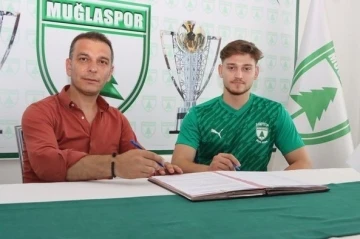 Muğlaspor Aydemir’i renklerine bağladı
