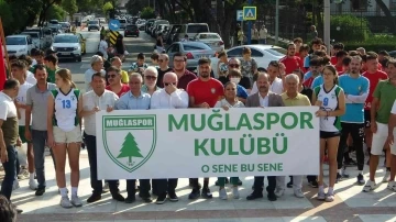 Muğlaspor yeni sezona şehir turu atarak başladı
