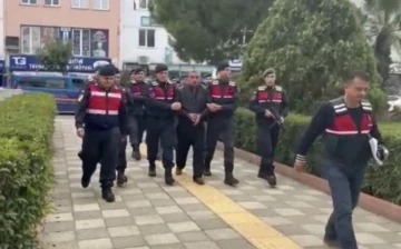 Muhtar ve oğluna yapılan saldırıya 2 tutuklama
