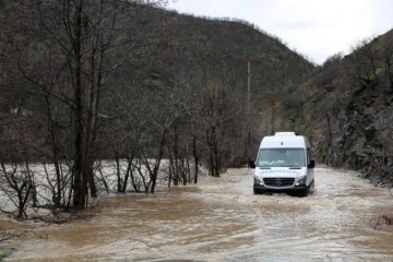 Munzur Çayı taştı, Ovacık yolu ulaşıma kapatıldı