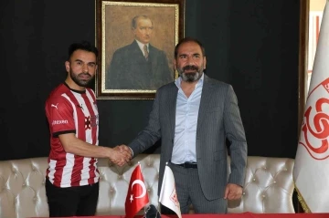 Murat Paluli resmen Sivasspor’da
