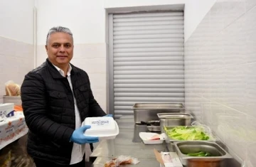 Muratpaşa'da beslenme menüsü desteği 3 katına çıktı
