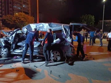 Muş’ta trafik kazası: 2 ölü, 3 yaralı
