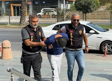 Mustafa'nın uçurumdaki araçta boğazı kesilmiş olarak ölü bulunmasına 1 tutuklama