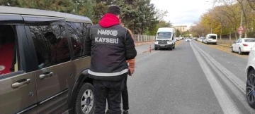 Narkotik Polisi Öğrencilerin Zehirlenmesine İzin Vermiyor
