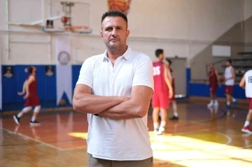 Nazilli Belediyespor Basketbol Takımı parkeye iniyor
