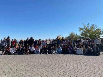 NEVÜ İzci Kulübü öğrencileri Kızılçukur Vadisi’nde doğa yürüyüşünde
