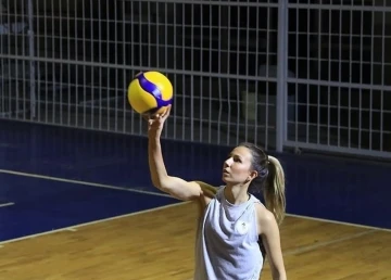 Niğde Belediyespor’un Bayan Voleybol Takımı transferi tamamladı
