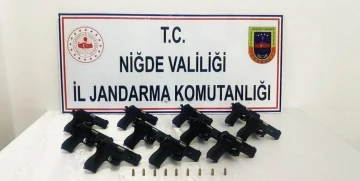 Niğde’de 11 ruhsatsız tabanca ele geçirildi
